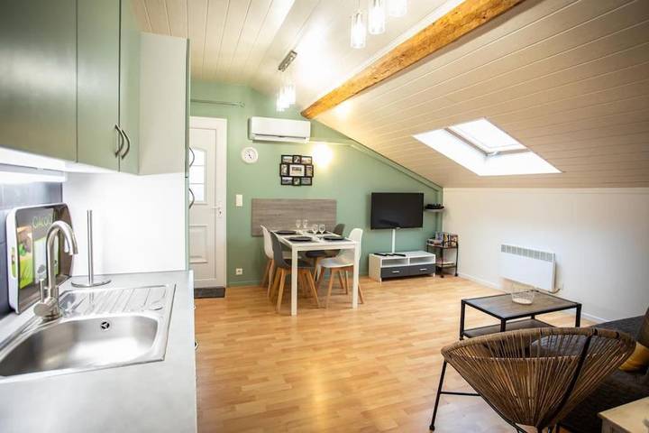 Location de vacances pour 4 personnes, avec Jacuzzi ainsi que Terrasse et Jardin à Meussia - 4