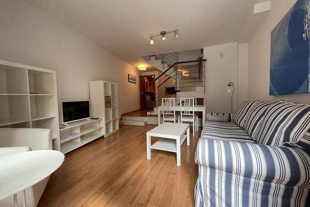 Entire apartment, Azabache - Toledo Center with Swimming Pool in Toledo, Toledo Province