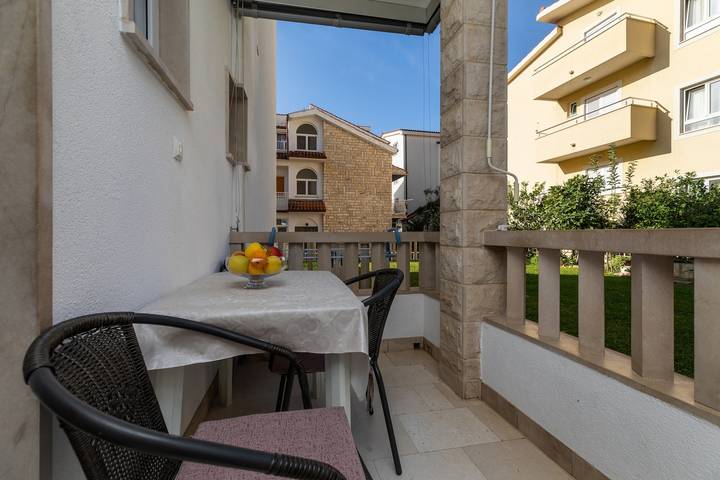 Apartament wakacyjny dla 4 osób, z Balkon/ taras w Omiš