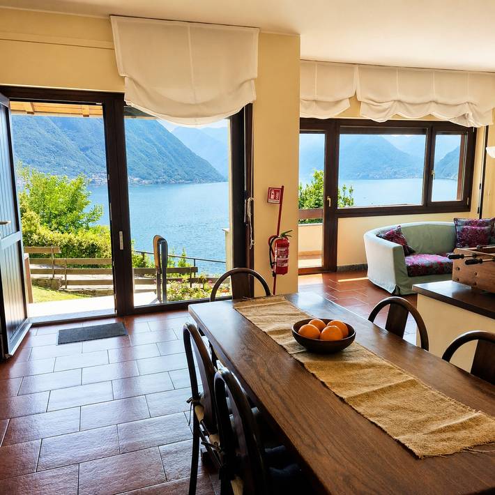 Villa für 6 Personen, mit Seeblick und Terrasse sowie Garten und Ausblick - 1
