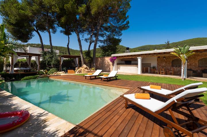 Villa pour 4 personnes, avec Jardin