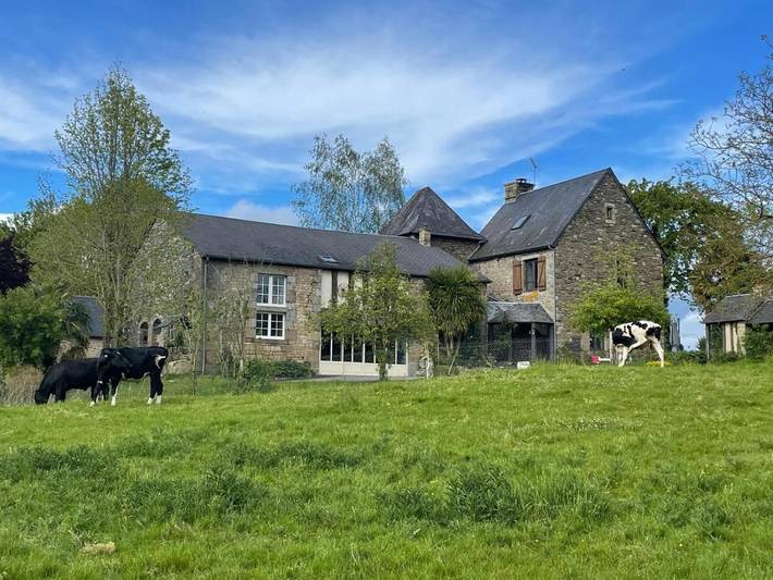 Location de vacances pour 9 personnes, avec Terrasse ainsi que Jardin et Vue à Tirepied - 2
