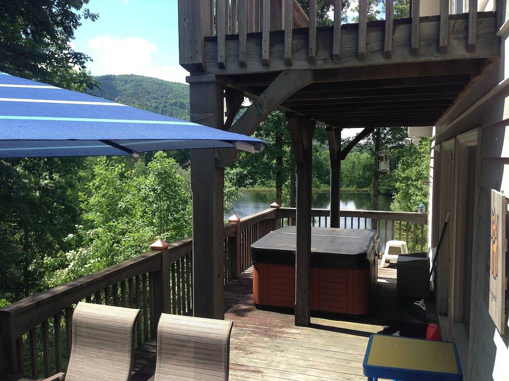 Cameron House Retreat: See-, Wein- und Bergparadies! 5 Meilen zu Helen! in Chattahoochee National Forest