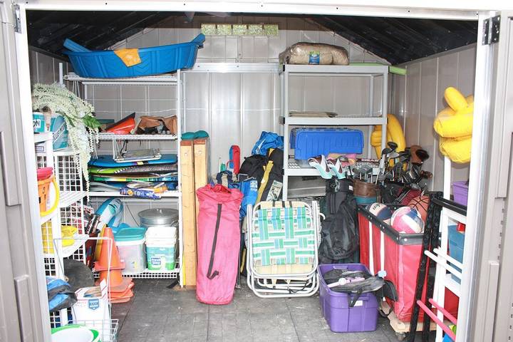 Vacation rental for 12 people, with yard and hot tub as well as sauna, with pets in Virginia Beach