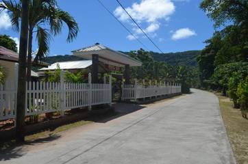 Maison d’hôte pour 2 personnes, avec balcon ainsi que jardin et vue dans La Digue