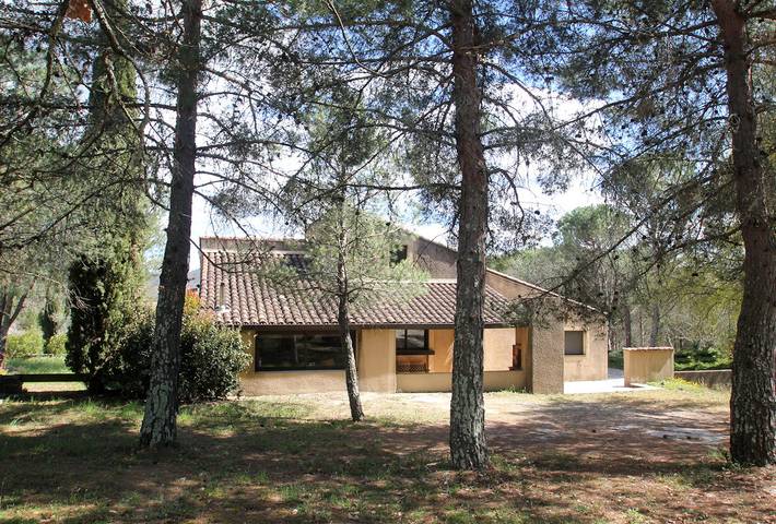 Chambre d’hôte pour 4 personnes, avec piscine et jardin
