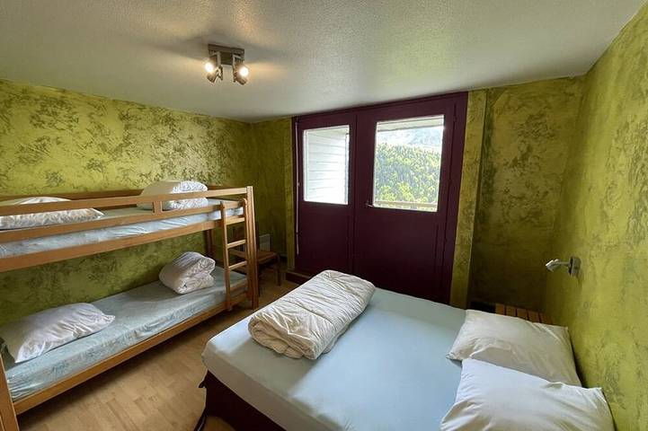 Apartamento entero, Amplio apartamento con mascotas permitidas y parking gratuito in Le Lioran, Saint-Jacques-des-Blats