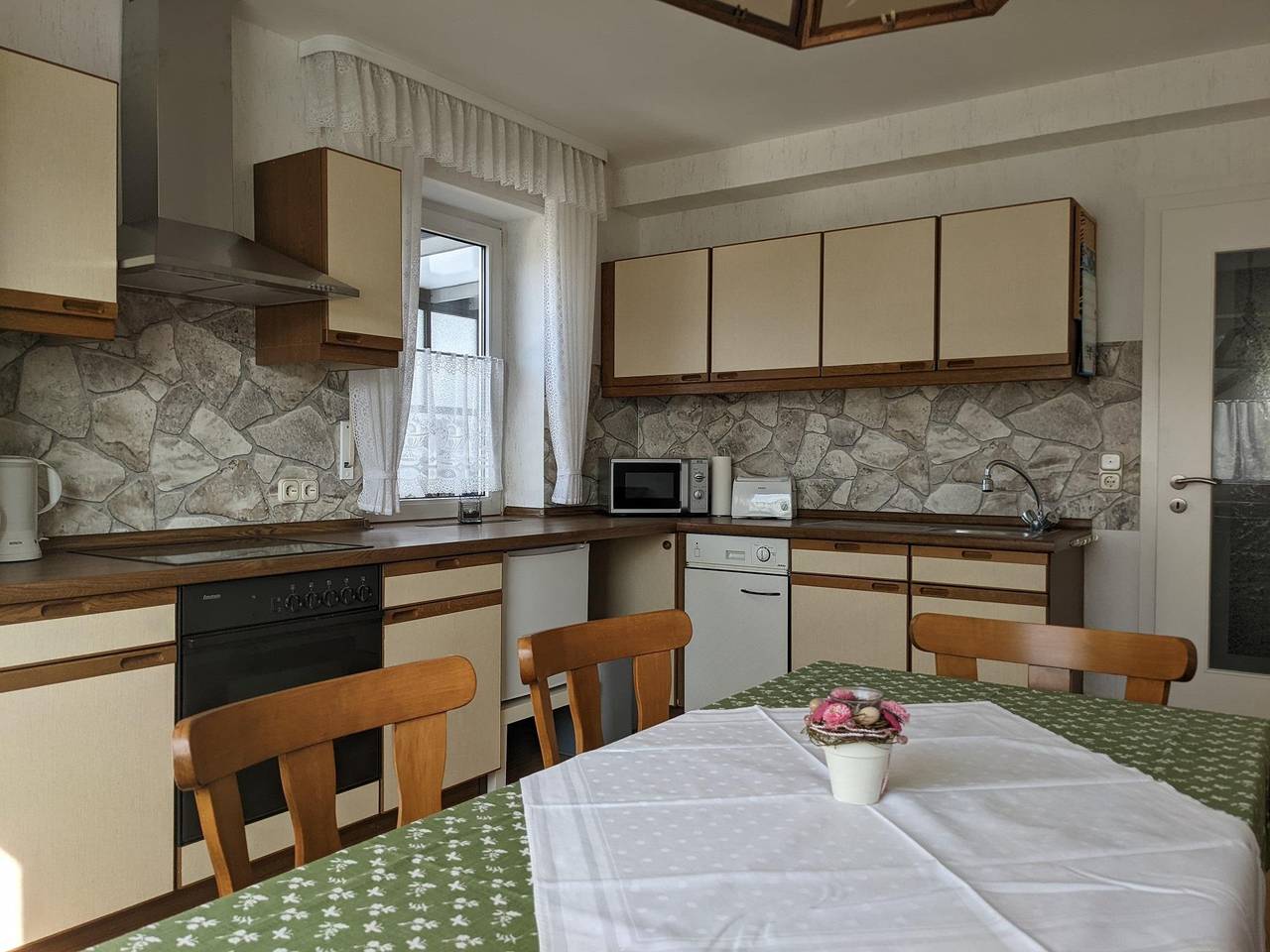 Ganze Ferienwohnung, Haus am Battenstein in Hilders, Rhön-Hessen