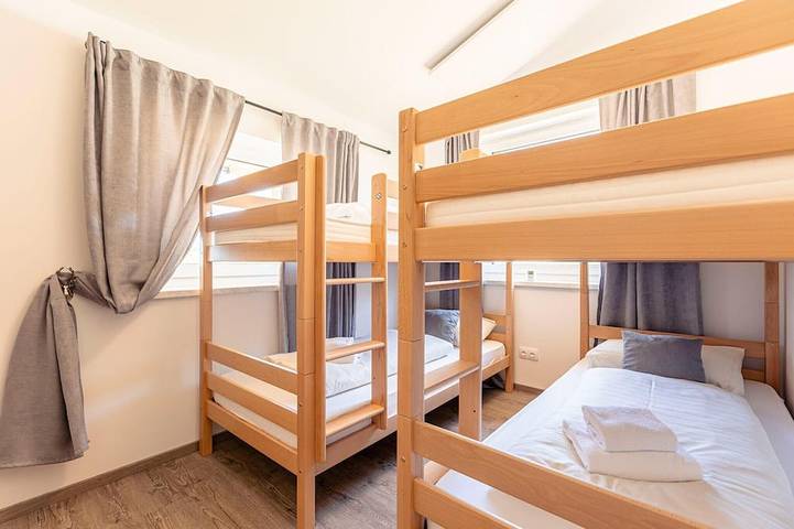 Chalet für 8 Personen, mit Garten und Whirlpool in Landkreis Straubing-Bogen - 4