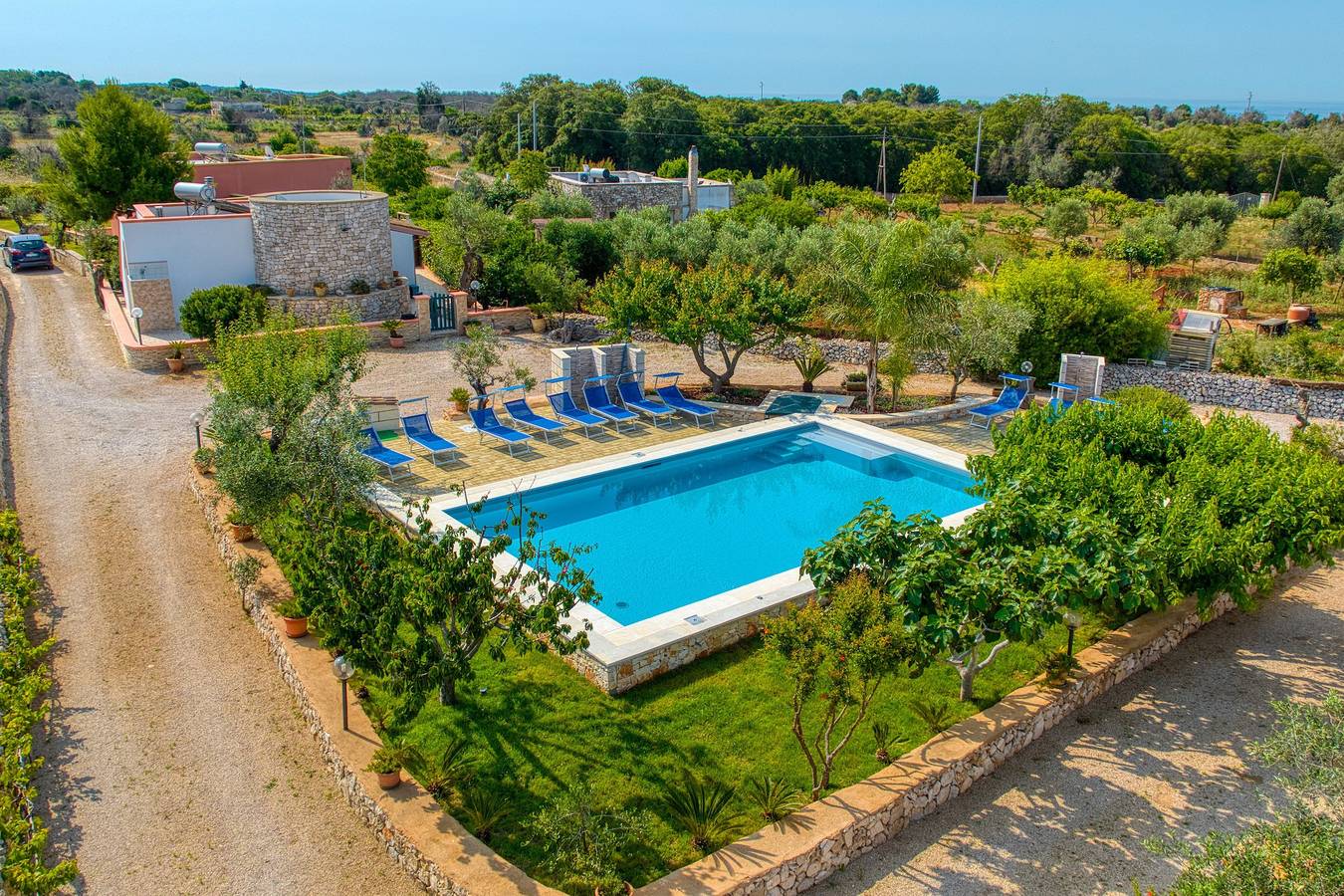 Appartamento intero, Casa vacanze 'Villetta Cosimo' con piscina condivisa, giardino privato e aria condizionata in Morciano di Leuca, Golfo di Taranto