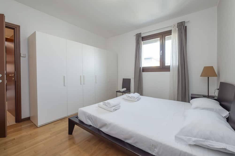 Apartamento entero, Check in information:You won’t need to meet anyone to access the apartment. Before arrival, you will receive a link to access the Guest Portal, where you can complete the self check-in directly from your phone by entering the Id details of all guests a in Milán, Provincia de Milan