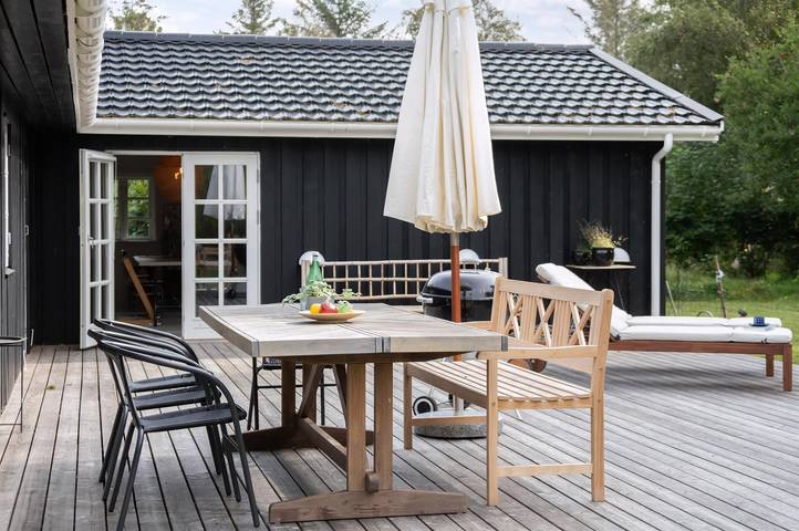 Home in Højby with WiFi in Gudmindrup Lyng, Højby