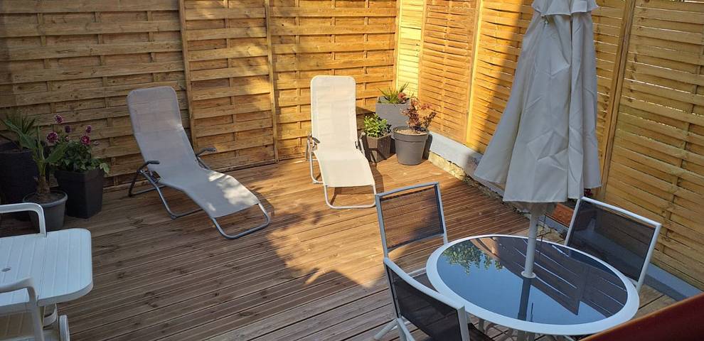 Gîte pour 4 personnes, avec terrasse et jardin à La Rivière-Saint-Sauveur - 3