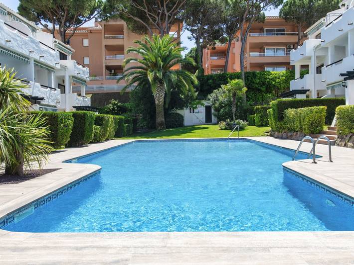 Ferienwohnung für 4 Personen, mit Garten und Terrasse in Pals