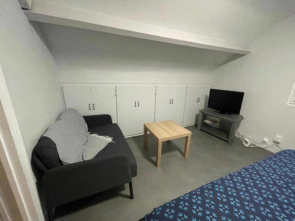 Appartement entier, La cabane du pêcheur in Éguzon-Chantôme, Région de La Châtre