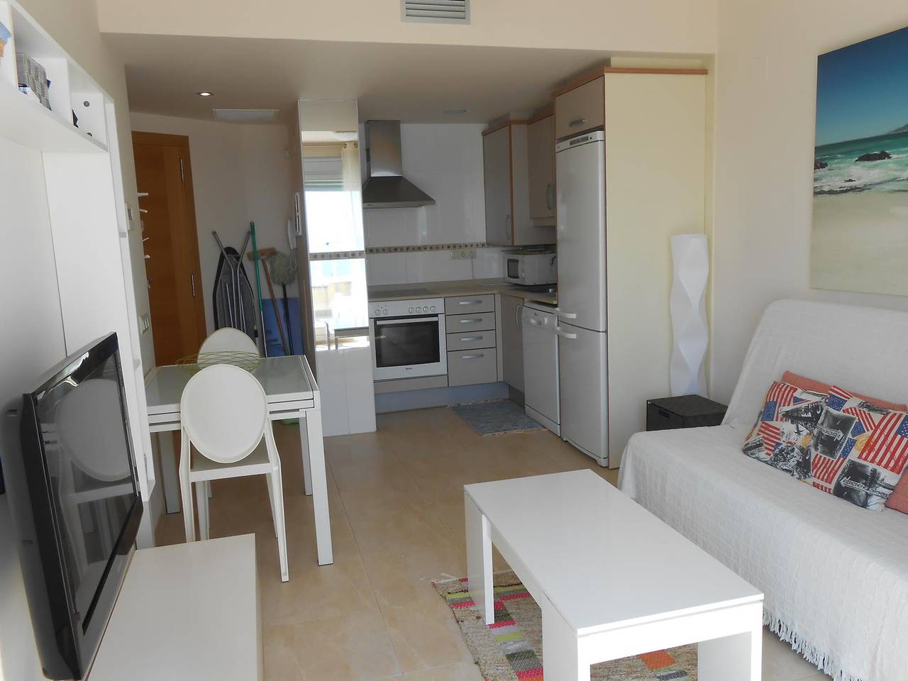 Entire apartment, Penthouse in Peñiscola with Terrace and Sea Views in Peñiscola, Costa del Azahar