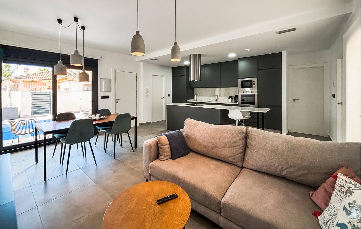 Riverside Retreat mit Pool: Rojales Wohnung in Formentera del Segura, Costa Blanca