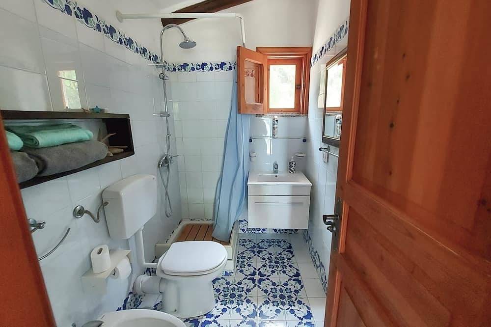 Ganze Wohnung, Hanghaus mit Meerblick in der Nähe von Cefalù in Gratteri, Palermo Provinz