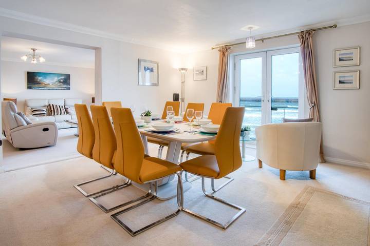 Holiday rental for 8 people, with ocean view in Broad Haven