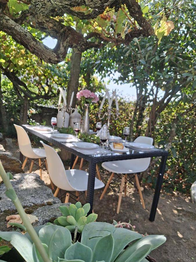 Location de vacances pour 6 personnes, avec jardin et vue dans Santa Marinha do Zêzere