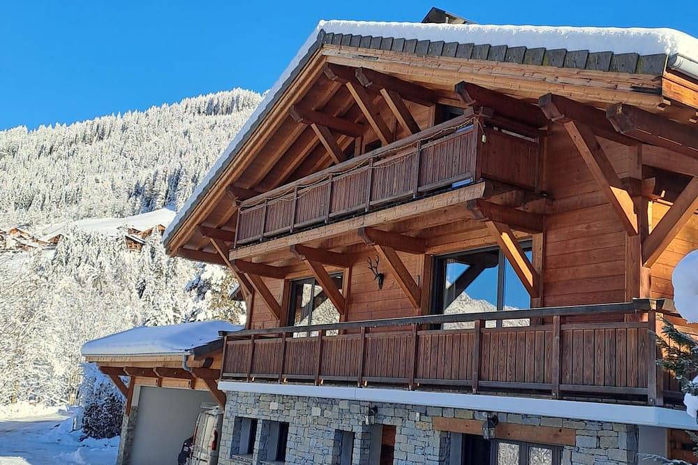 Chalet 15 personas en la entrada a Chatel, con sauna, jacuzzi, sala de cine in La Chapelle-d'Abondance, Les Portes du Soleil