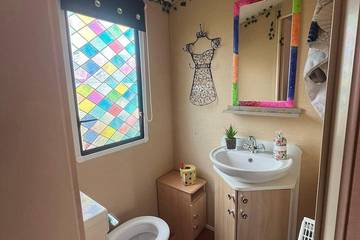 Static Caravan for 4 People in Morecambe, Lancashire, Photo 3