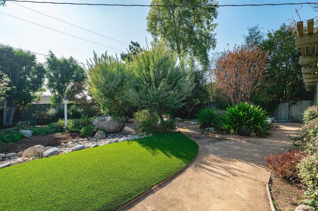 Airy Large Backyard Oasis Perfect Family Getaway in Condado de Orange