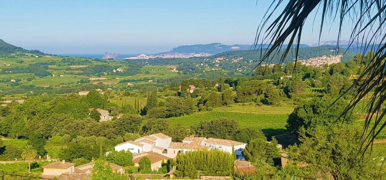 Le Nid Bleu in Le Beausset, Côte méditerranéenne (France)