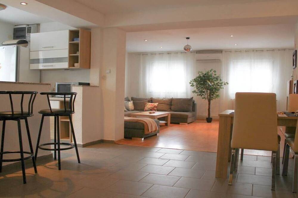 Ganze Wohnung, Neue gemütliche Wohnung **** in Osijek, Osijek-Baranja