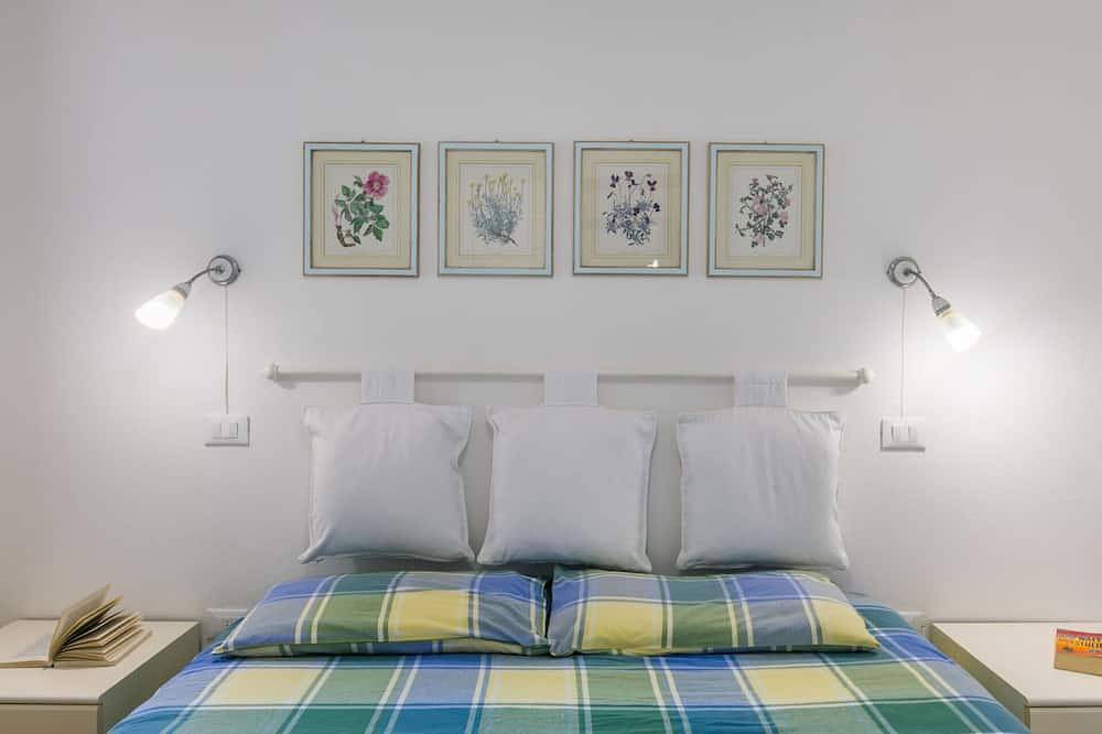 Entire apartment, Lovely apartment for 6 people with Wifi, Tv and balcony in Etruscan Coast