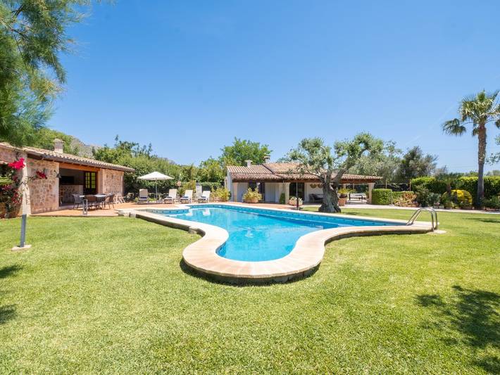 Villa Joana La font By SunVillas Mallorca in Pollença Stadt, Pollença