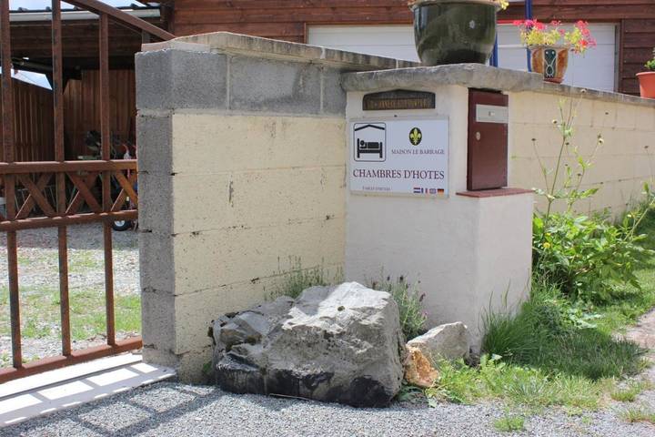 Location de vacances pour 2 personnes, avec jardin et vue à Saint-Gervais-d'Auvergne - 2