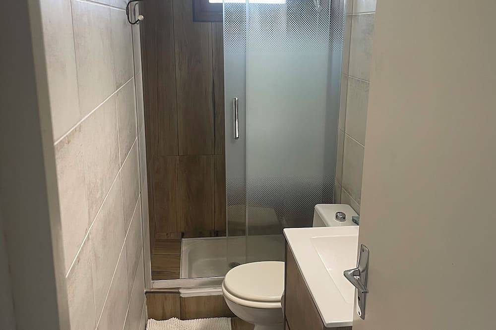 Family village house on Cerbere bay, 4 minutes from the beach in La Côte Vermeille, Cerbère