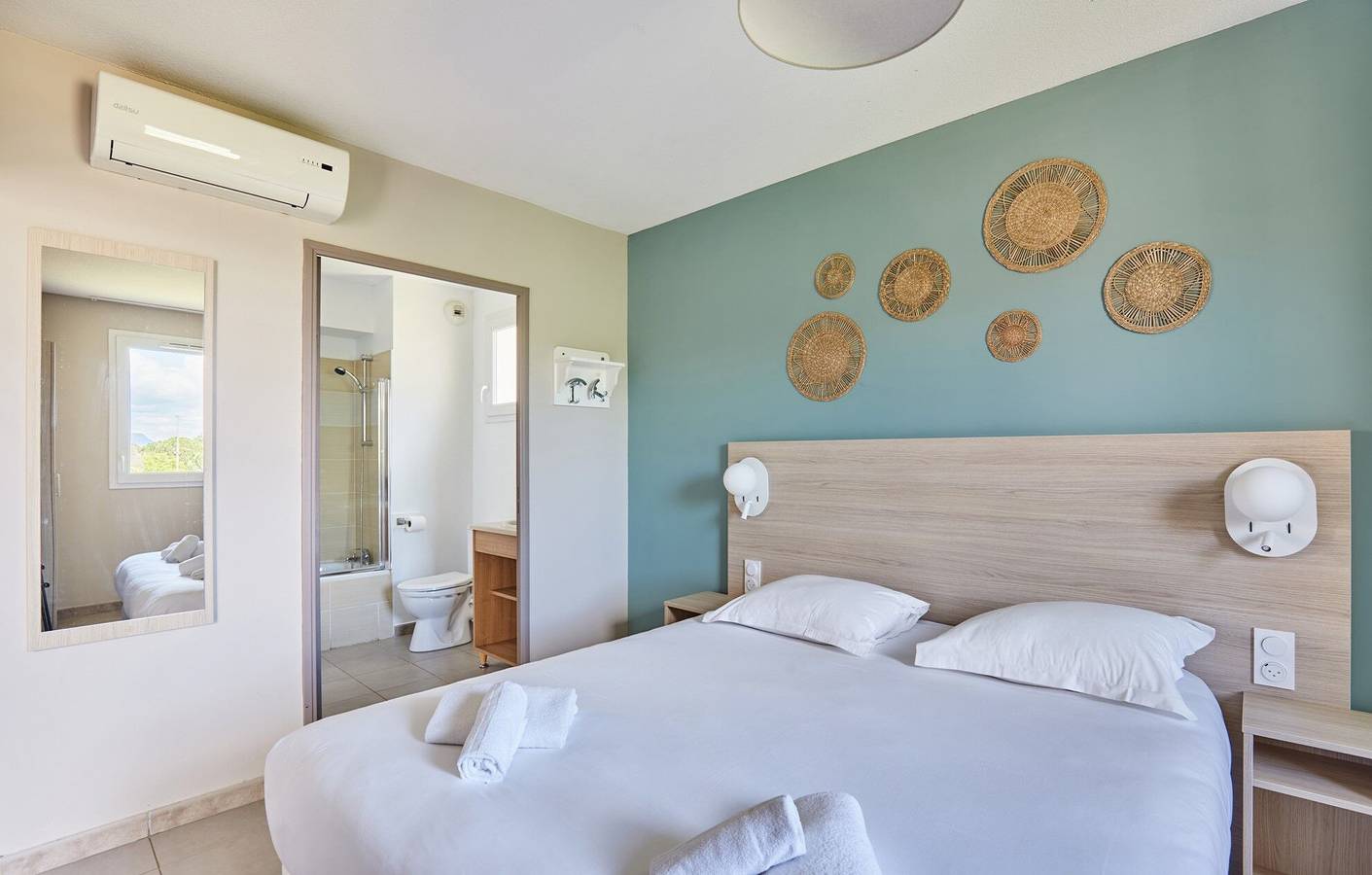 Estudio entero, Les Océanides S2p in La Londe-les-Maures, Parque nacional Port-Cros