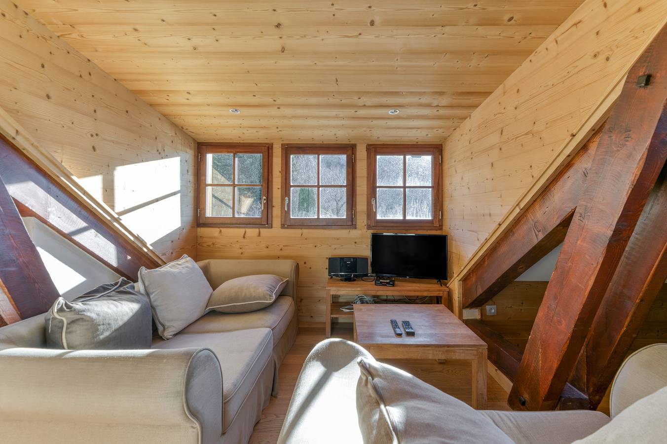 Appartement entier, Appartement "Regain 8" avec vue sur montagne et balcon in Villard-Reculas, Parc national des Écrins