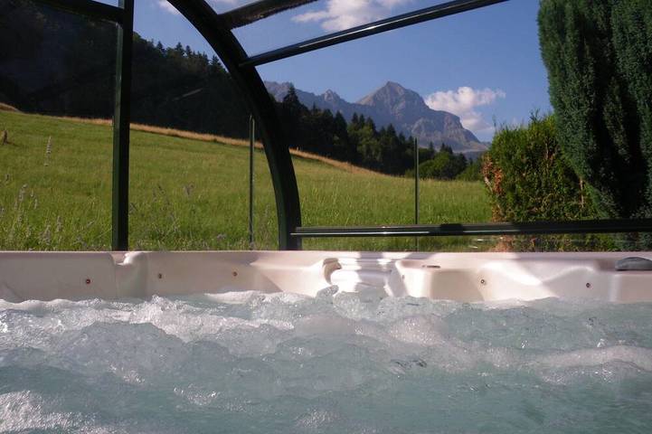 Cottage for 6 people, with terrace and hot tub as well as garden - 1