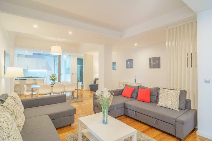 Holiday rental for 10 people, with pets in Porto