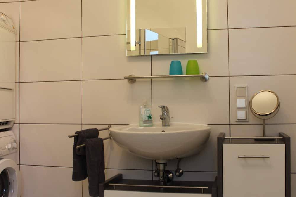 Geheel appartement, Appartement met premium-apparatuur in Limburg (Duitsland), Lahn-Taunus
