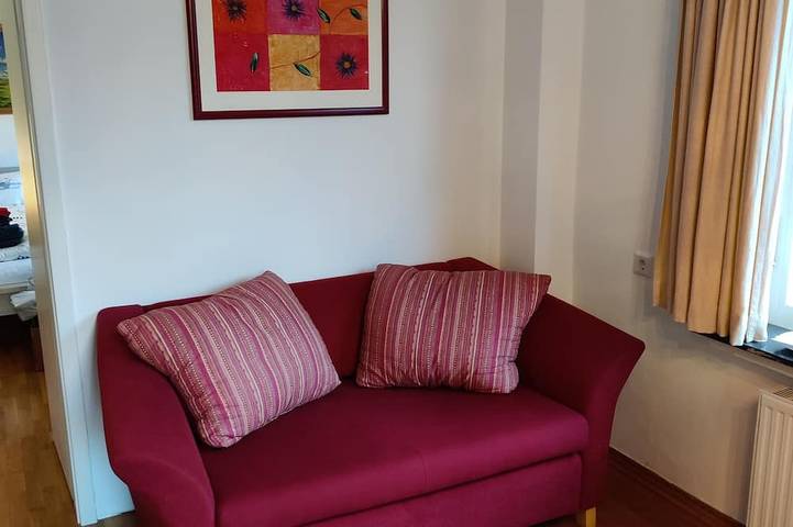 Ferienwohnung für 5 Personen, mit Garten und Terrasse in Emden