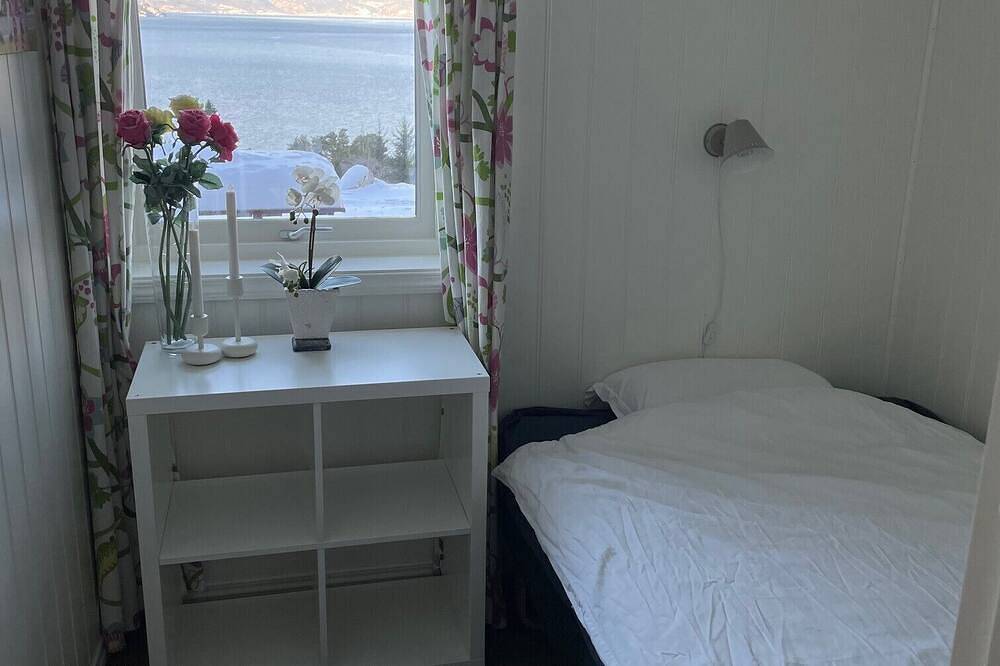 Luxus Ferienhaus in Norwegen am Fjord, inkl. 9,9 Ps Motorboot, 5 Schlafzimmer! in Hardangerfjord