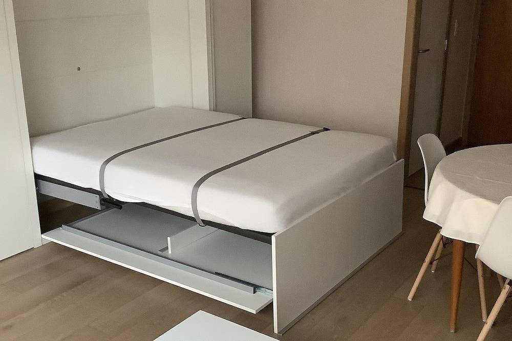 Geheel appartement, Zongerichte studio Sint-Idesbald met mooi zeezicht in Koksijde-Bad, Koksijde