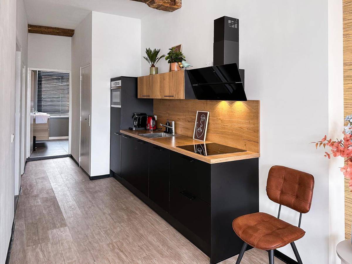 Geheel appartement, One-Bedroom Apartment in Roermond, Limburg