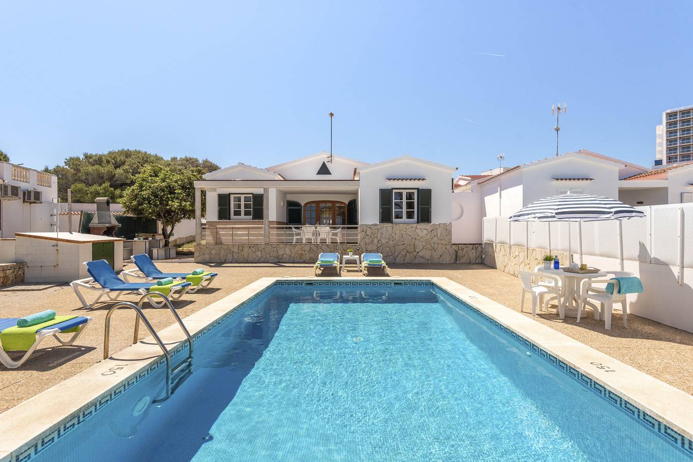 Villa Mar Azul in Arenal d'en Castell, Es Mercadal