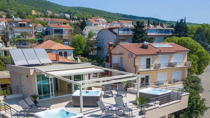 Ferienwohnung für 2 Personen, mit Balkon und Whirlpool, mit Haustier