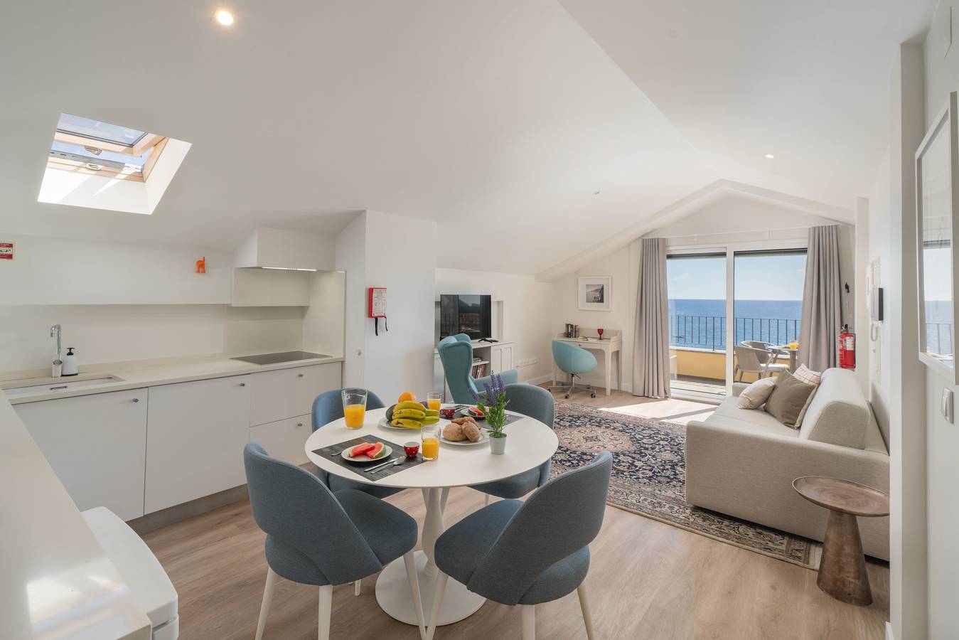 Appartamento intero, Appartamento vacanze per 3 persone con balcone in Funchal (Santa Maria Maior), Madeira