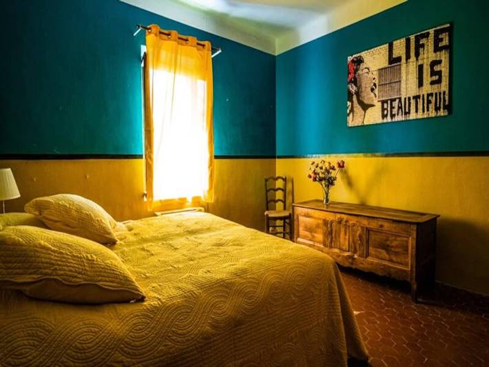 Gîte pour 5 personnes, avec jardin, adapté aux familles à La Tour-d'Aigues - 3