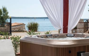 Ferienhaus für 3 Personen, mit Garten und Terrasse in Kvarner Bucht