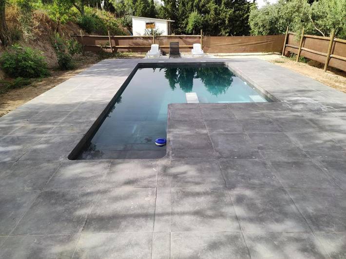 Casa de vacaciones para 8 personas, con piscina además de vistas y jardín, Se admiten mascotas en Vega de Granada - 4