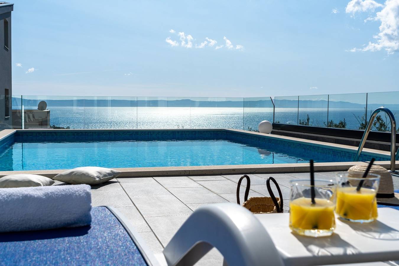 Seaview villa Lea 5-bedroom villa with heated pool and amazing views of the city and sea in Makarska, Makarska Riviera