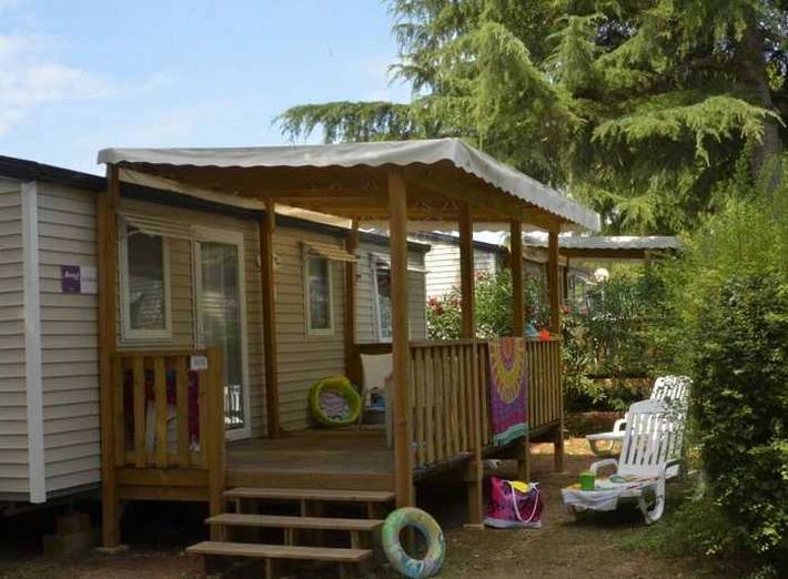 Mobil home pour 6 personnes, avec bassin pour enfant